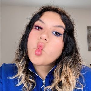 Meet your Posher, Destiny